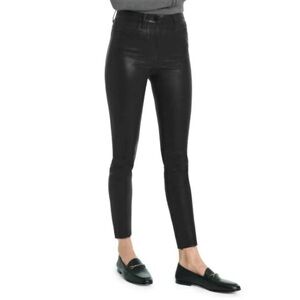 JOE’S Coated High-Rise Relaxed Skinny Jeans with Raw Edges.
NWOT